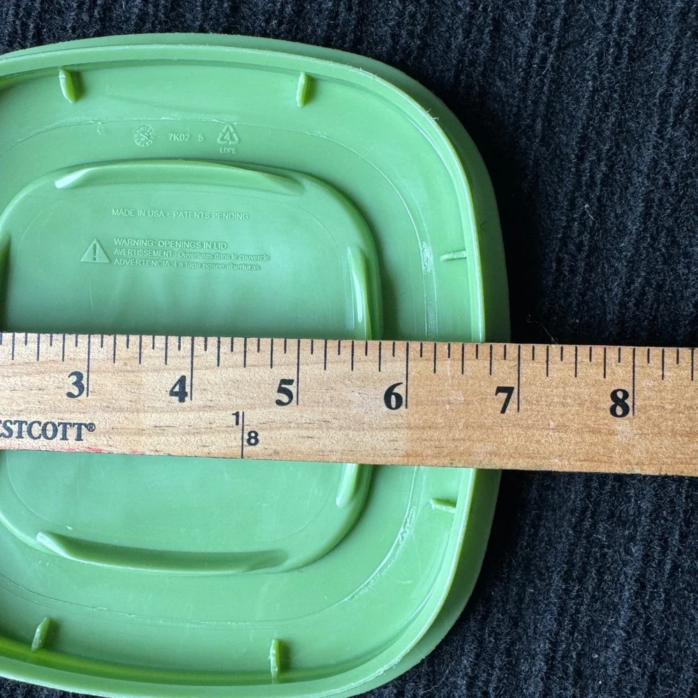 Rubbermaid FreshVent Produce Saver Replacement Lid Green 7K02 Square